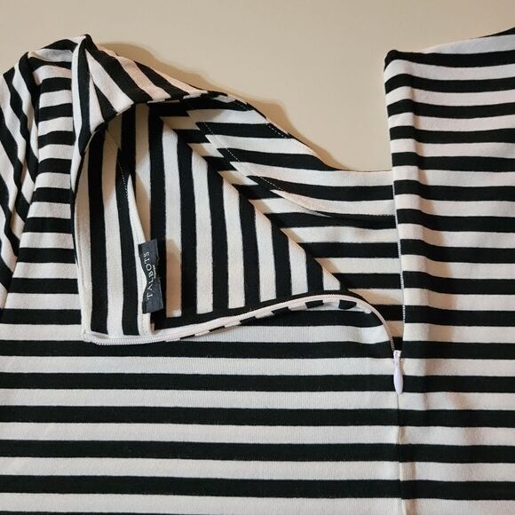 Talbots Women's Black Stripe Rayon Short Sleeve Roundneck Top - Picture 7 of 12